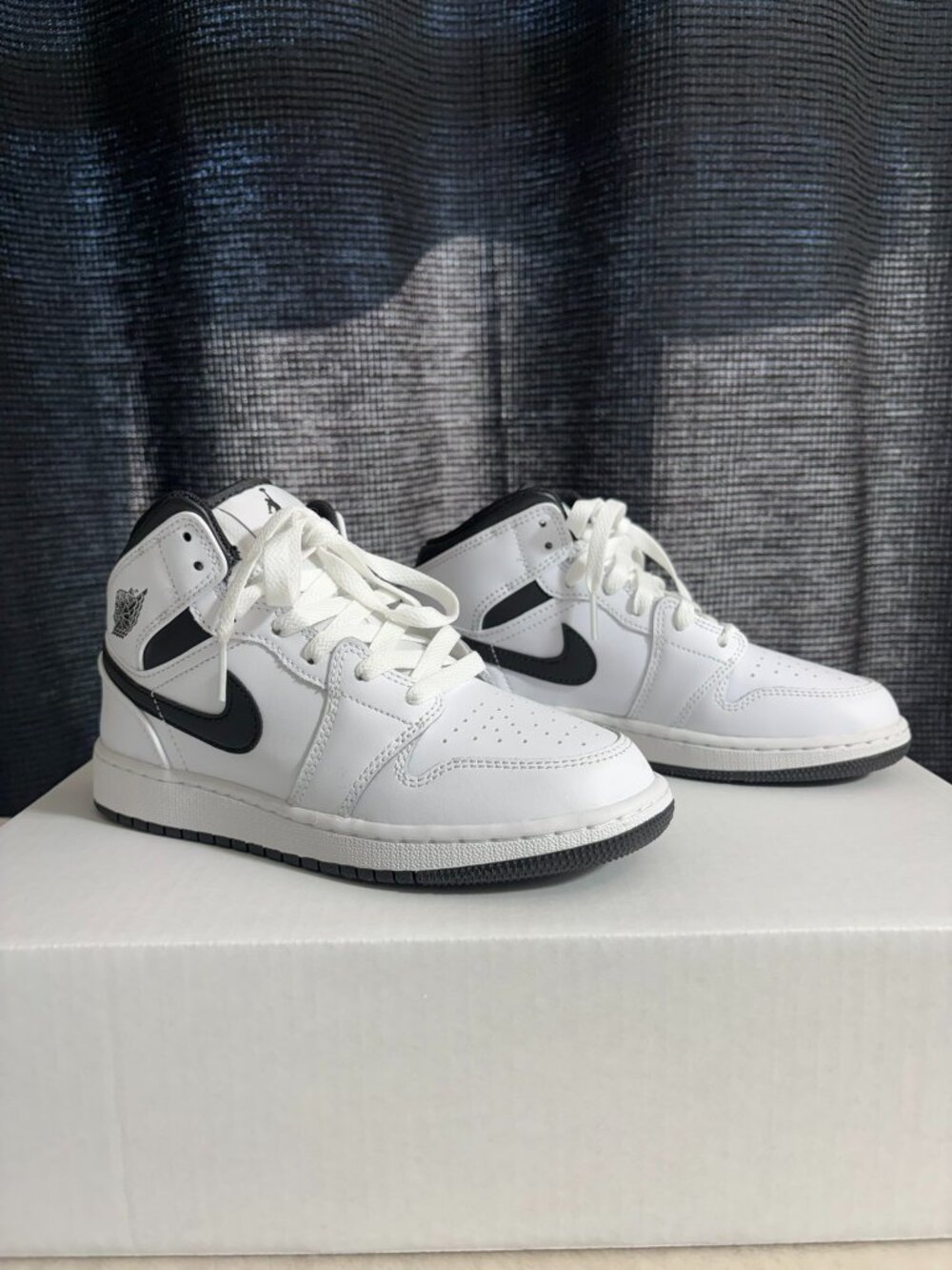 Nike Youth Jordan Mid GS White/Black (Reverse Panda)New DQ8423-132 Various Sizes